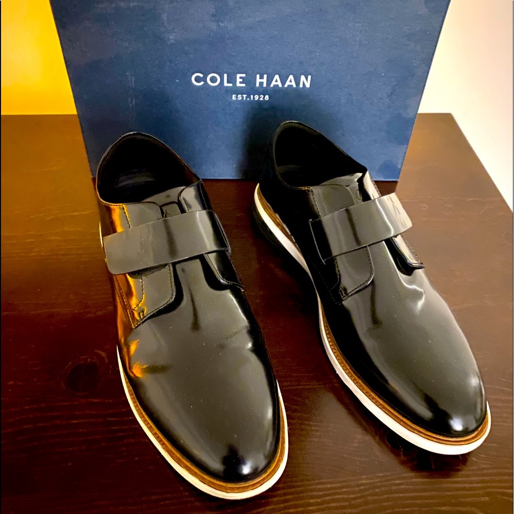 Cole Haan Women’s Shoe. Velcro straps. Size 11.